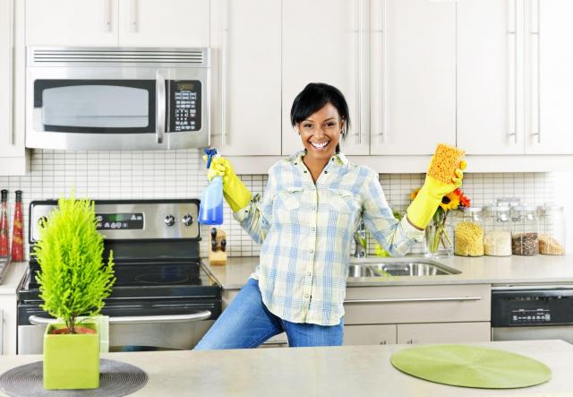 Poradnik Pani domu: Sprzątanie kuchni - jak się do niego zabrać?