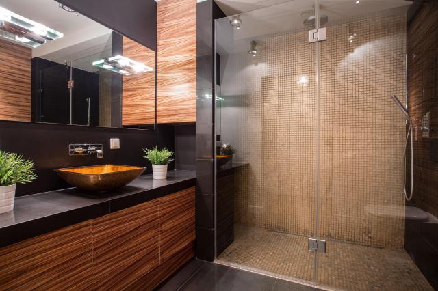 Jaki kształt kabiny prysznicowej wybrać?